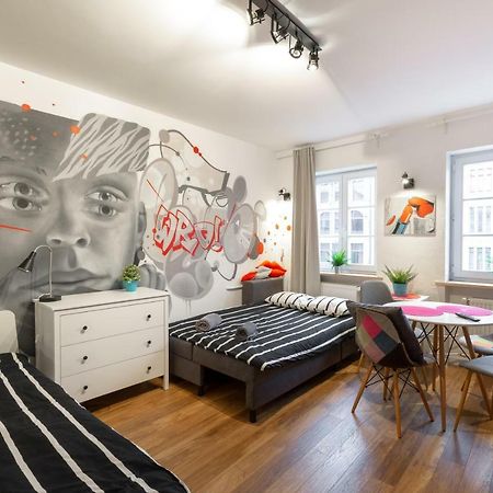 Lipstick House Rynek Apartment Wroclaw Luaran gambar